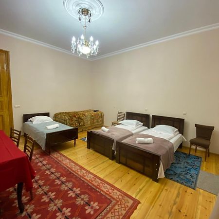 Season Hotel Kutaisi Exterior photo
